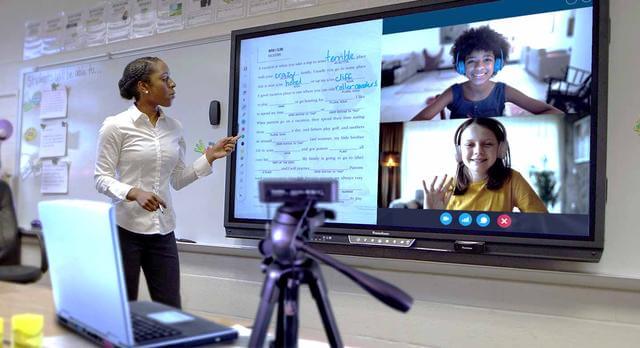 Remote teaching with webcam